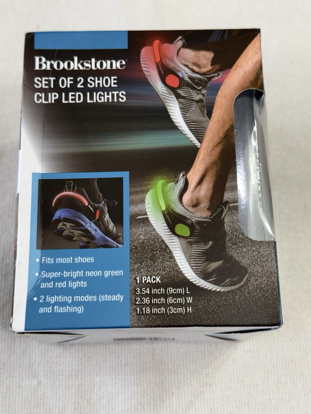 Brookstone Shoe Clip LED Lights Set of 2 Securely Hooks Onto Your Shoes Green/Re